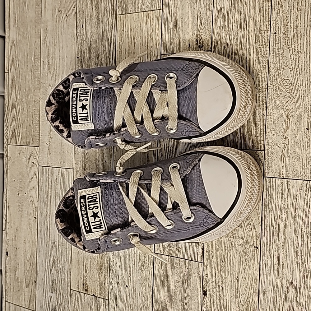 Converse light purple size 12 juniors